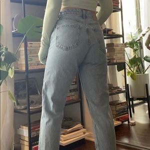 Zara 90s mom jean